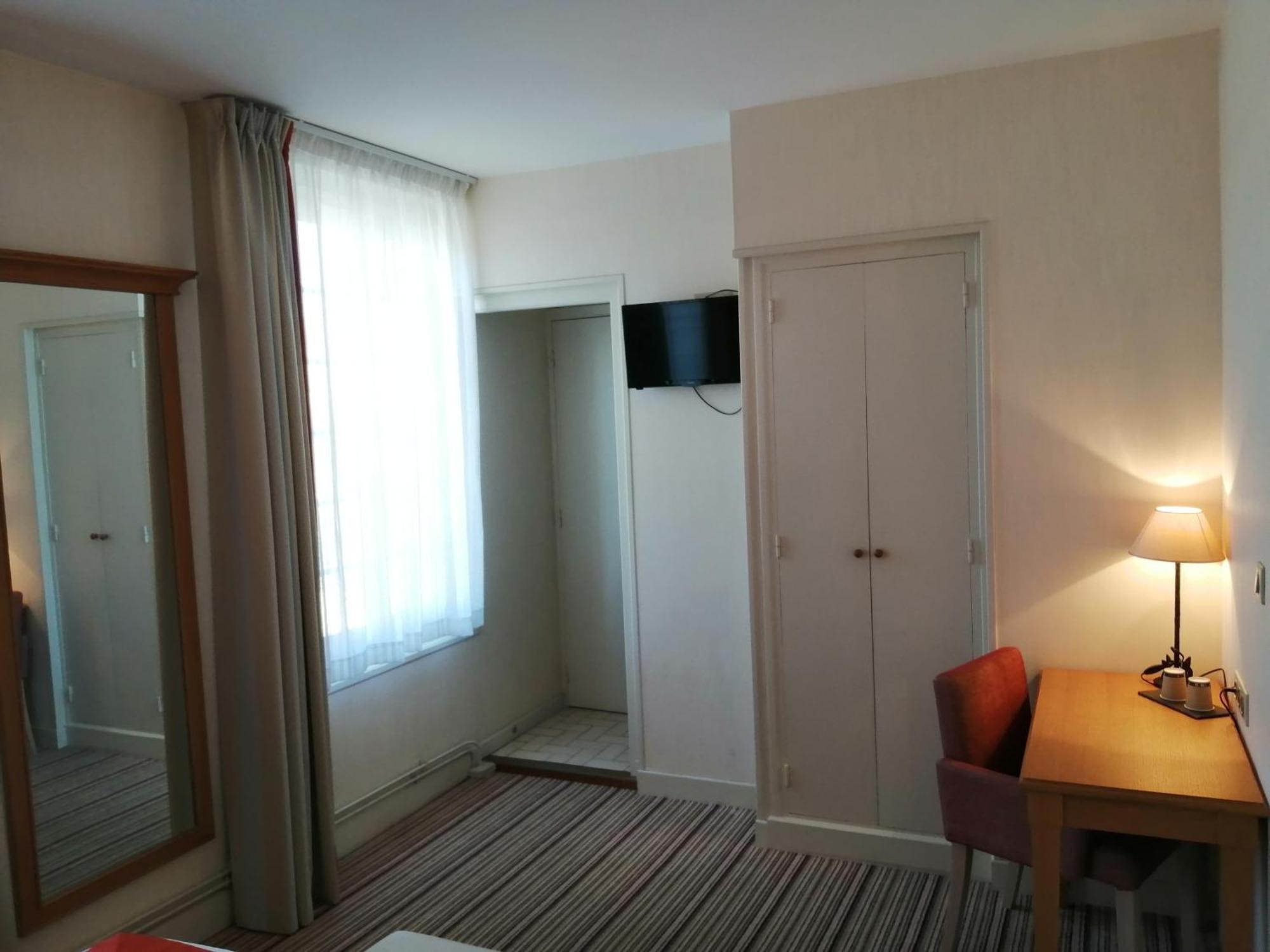 Hotel Les Fleurs Pontaubert Εξωτερικό φωτογραφία