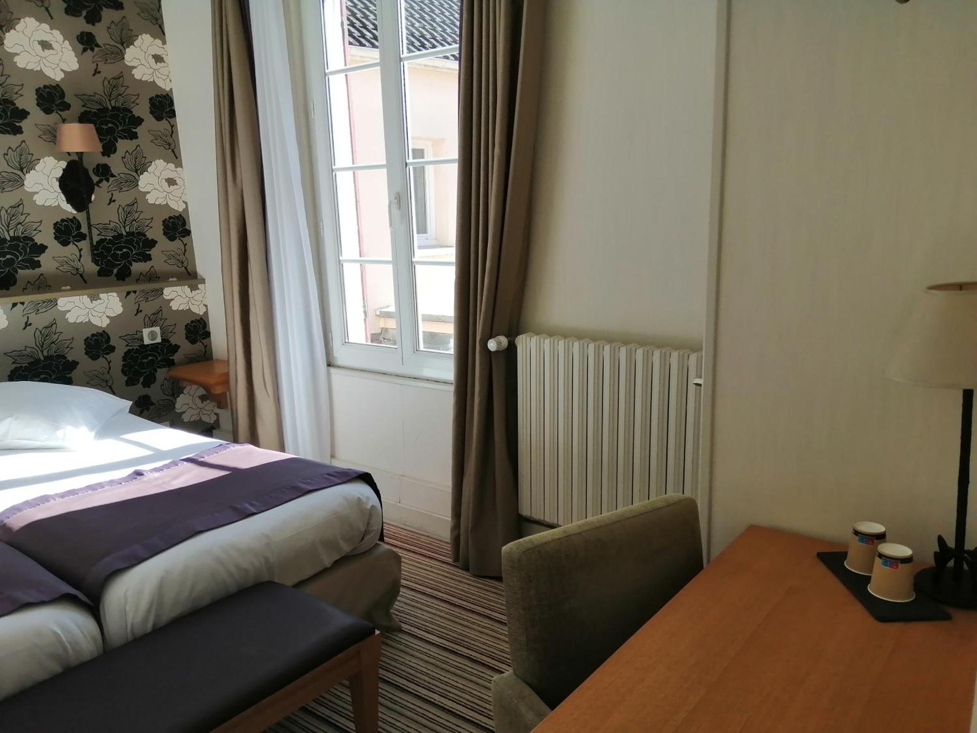 Hotel Les Fleurs Pontaubert Εξωτερικό φωτογραφία
