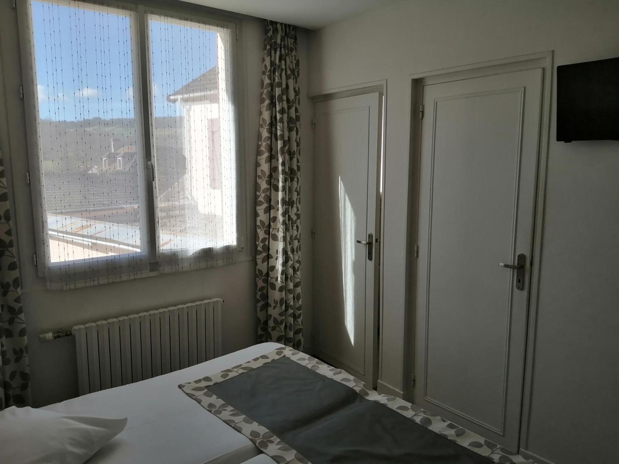 Hotel Les Fleurs Pontaubert Εξωτερικό φωτογραφία