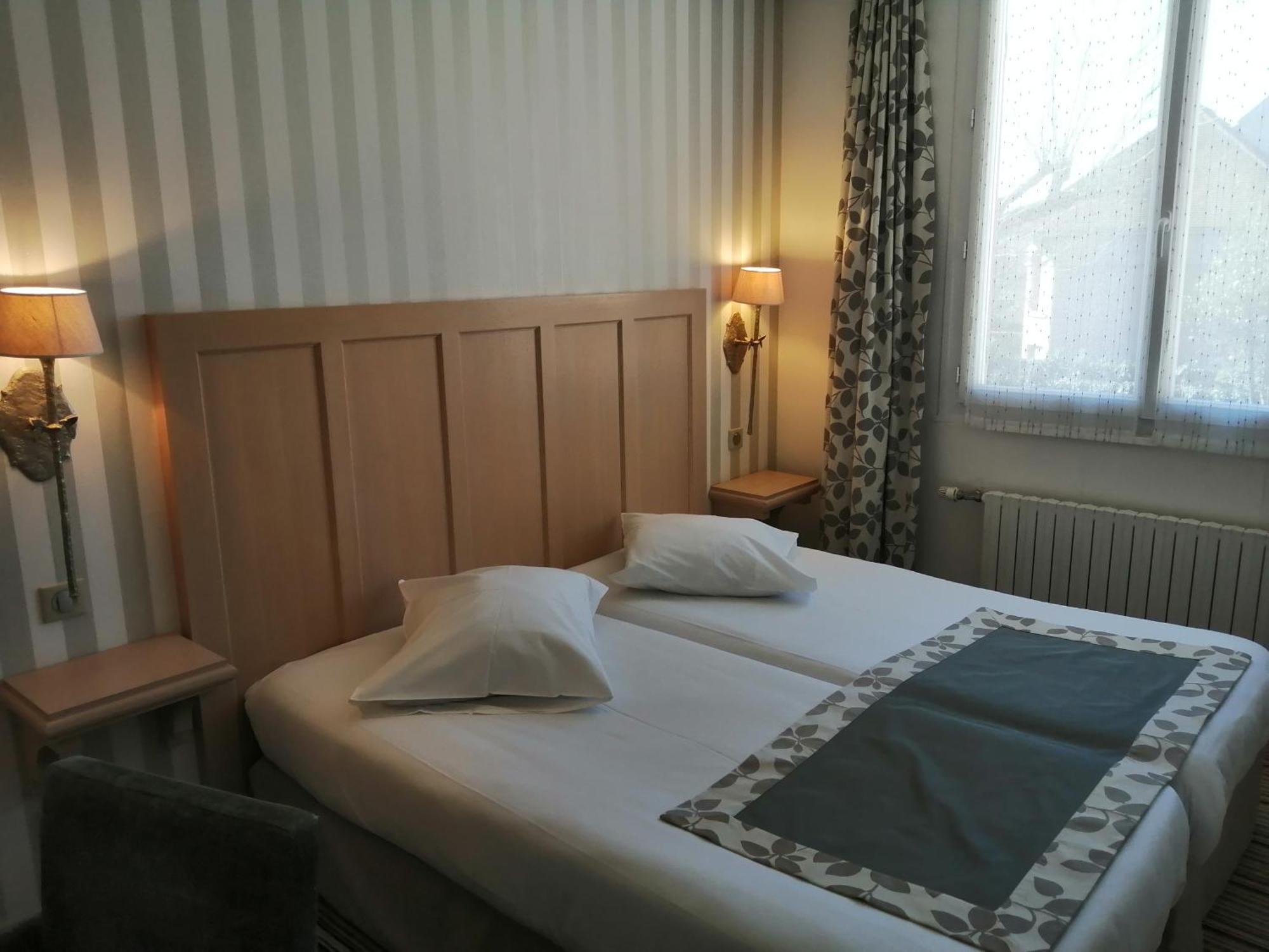Hotel Les Fleurs Pontaubert Εξωτερικό φωτογραφία